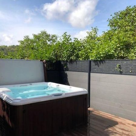 Chambre Avec Acces Jacuzzi Plombieres-les-Dijon Eksteriør billede